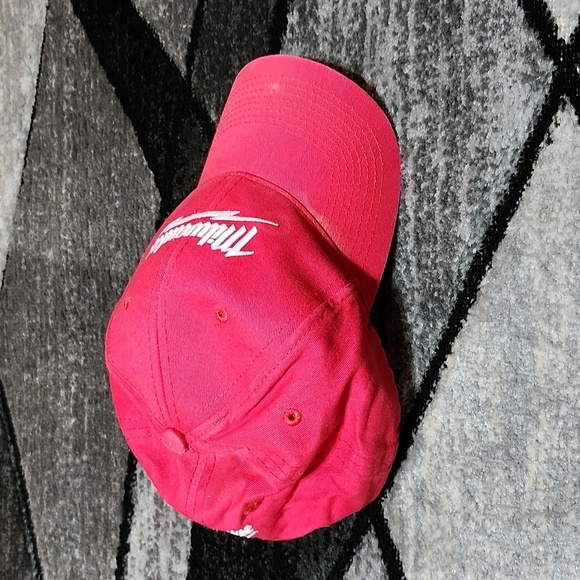 EMBROIDERED RED MILWAUKEE LOW-PROFILE BASEBALL CAP HAT - Picture 7 of 13